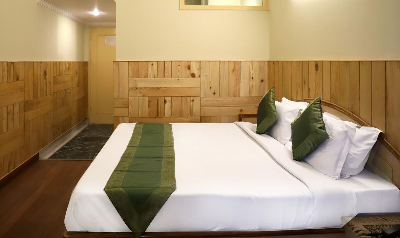 Oyo 22075 Hotel Bali Palace Katra  Luaran gambar