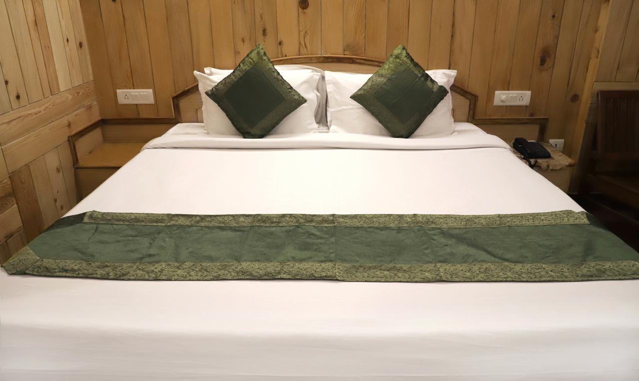 Oyo 22075 Hotel Bali Palace Katra  Luaran gambar