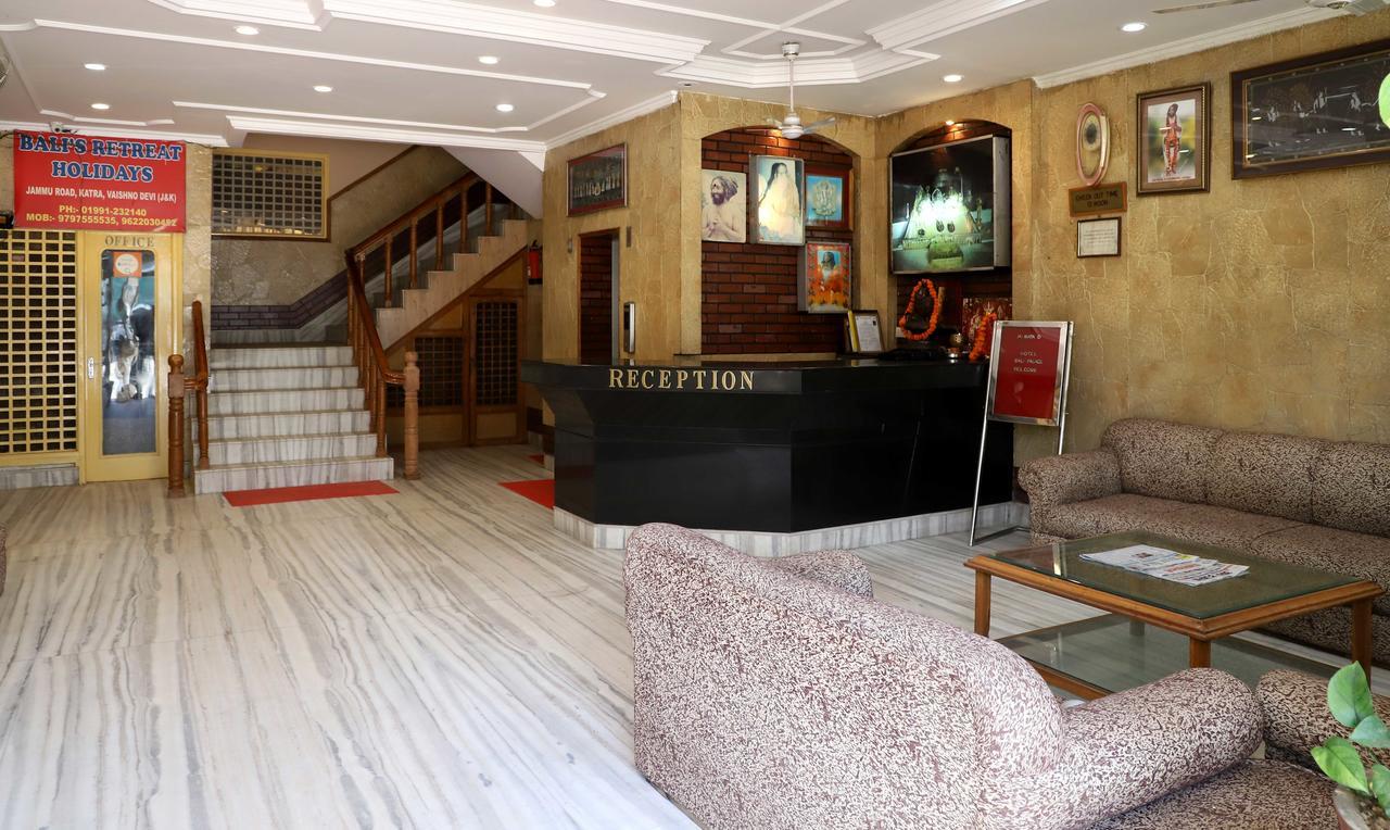 Oyo 22075 Hotel Bali Palace Katra  Luaran gambar