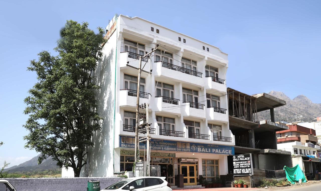 Oyo 22075 Hotel Bali Palace Katra  Luaran gambar