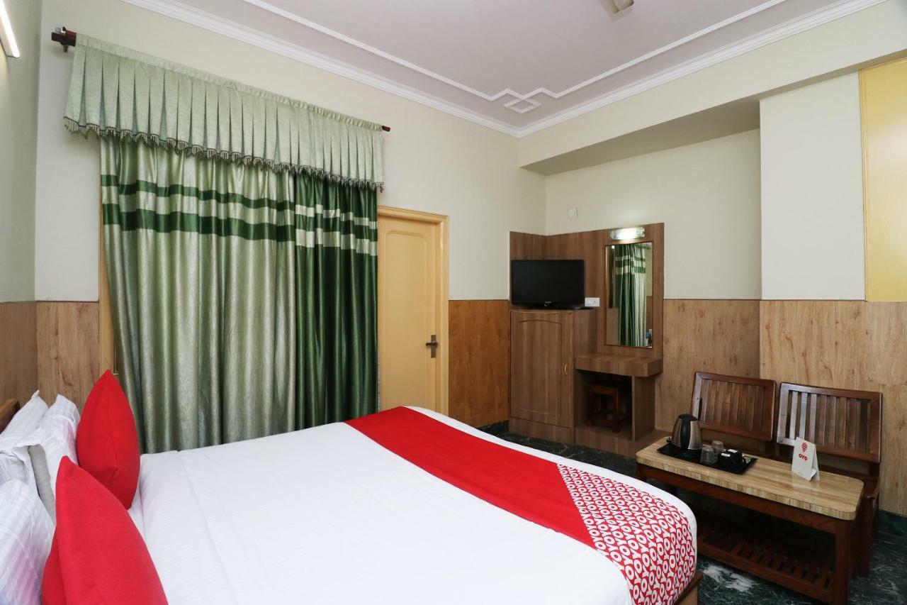 Oyo 22075 Hotel Bali Palace Katra  Luaran gambar