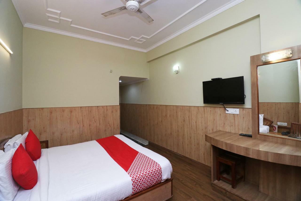 Oyo 22075 Hotel Bali Palace Katra  Luaran gambar
